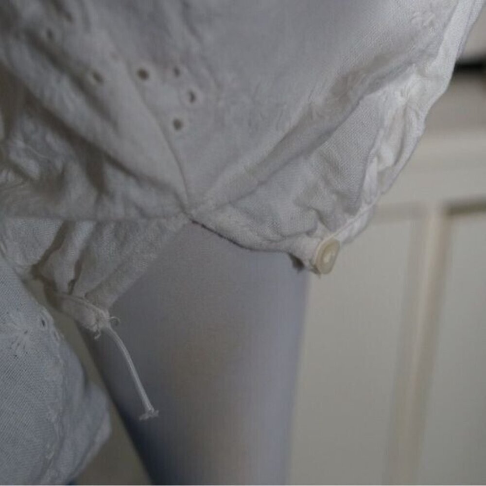 Zara Ivory Top With Ruffles & 3/4ths Sleeves Size XS - Picture 4 of 6
